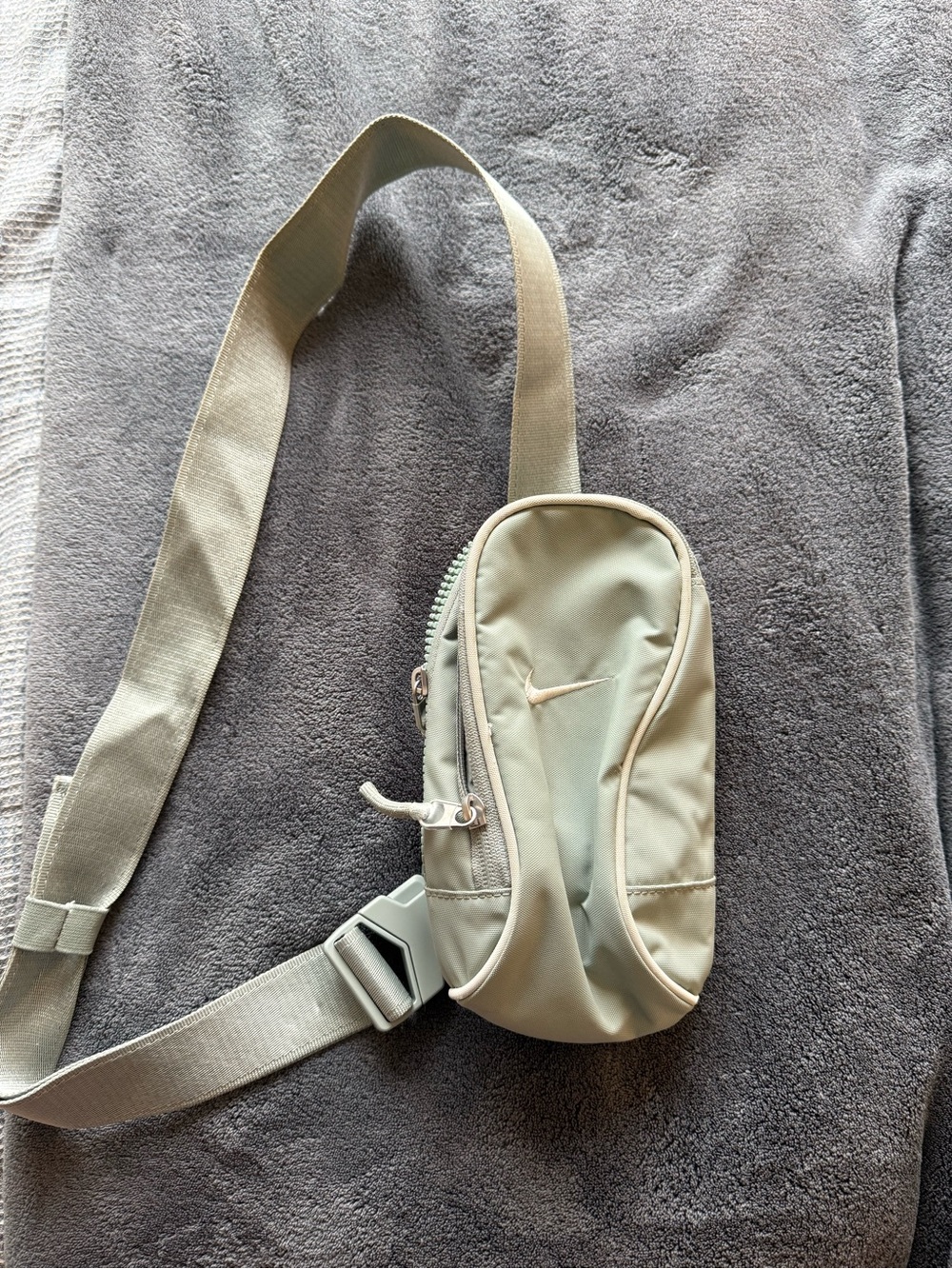 Nike mini bag